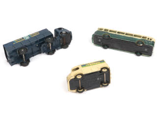 Lot 285 - DINKY TOYS (FRANCE) (3)