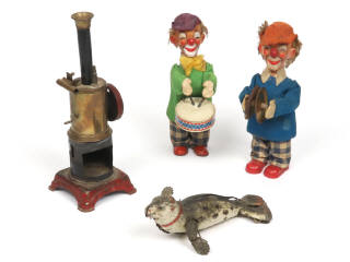 Lot 69 - DIVERS (4)