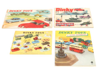 Lot 15 - DINKY TOYS (GB) (4)