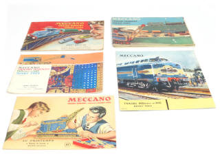 Lot 22 - MECCANO (FRANCE) (5)