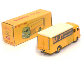 Lot 266 - DINKY TOYS (FRANCE) (1)