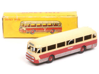 Lot 265 - DINKY TOYS (FRANCE) (1)