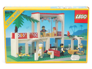 Lot 299 - LEGO (DANEMARK) (1)