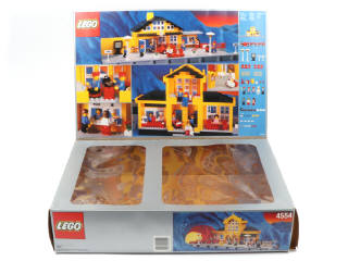 Lot 317 - LEGO (DANEMARK) (1)