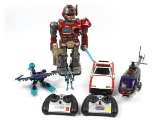 Lot 200 - DIVERS (5)