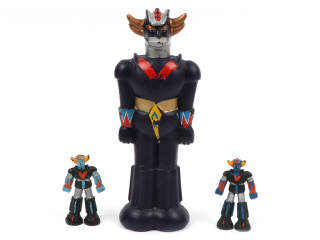 Lot 10 - DIVERS (6)