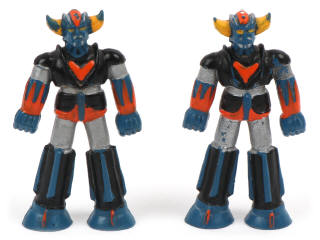 Lot 4 - DIVERS (3)