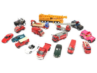 Lot 153 - DIVERS (17)