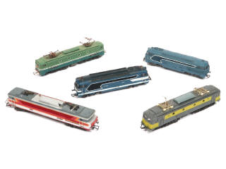 Lot 66 - DIVERS 'HO' (5)