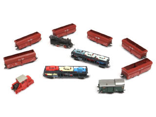 Lot 69 - DIVERS (HO) (11)
