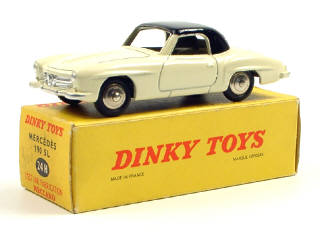 Lot 658 - DINKY TOYS (FRANCE) (1)