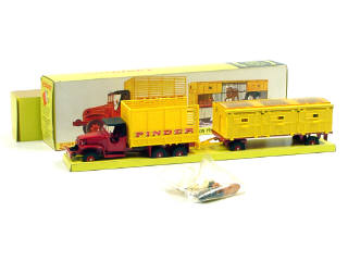 Lot 822 - DINKY TOYS FRANCE (1)