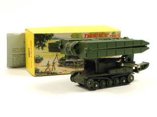 Lot 844 - DINKY TOYS FRANCE (1)