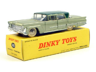 Lot 683 - DINKY TOYS FRANCE (1)