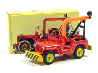 Lot 819 - DINKY TOYS FRANCE (1)