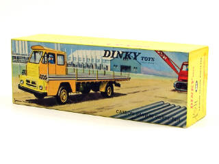 Lot 806 - DINKY TOYS FRANCE (1)