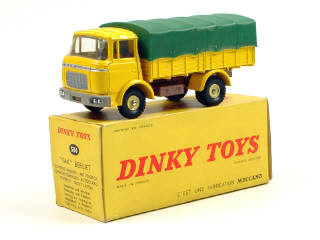 Lot 811 - DINKY TOYS FRANCE (1)