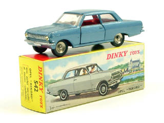 Lot 723 - DINKY TOYS FRANCE (1)