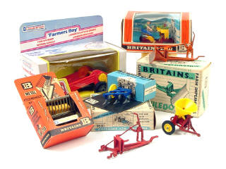 Lot 352 - BRITAINS (7)