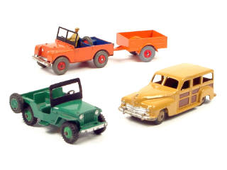 Lot 336 - DINKY TOYS (GB) (4)