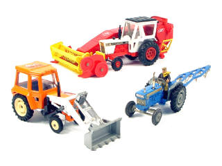 Lot 322 - CORGI TOYS (GB) (4)