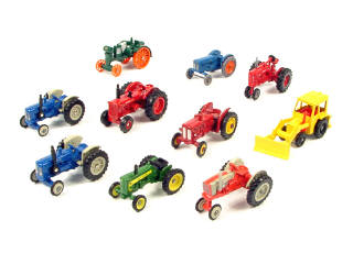 Lot 462 - DIVERS (10)