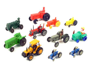 Lot 463 - DIVERS (11)