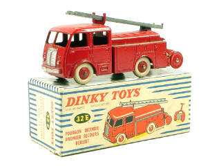 Lot 780 - DINKY TOYS FRANCE (1)