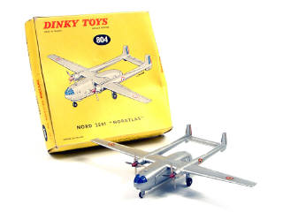 Lot 831 - DINKY TOYS FRANCE (1)