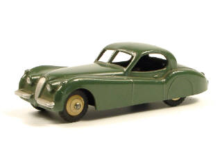 Lot 574 - DINKY TOYS (GB) (1)