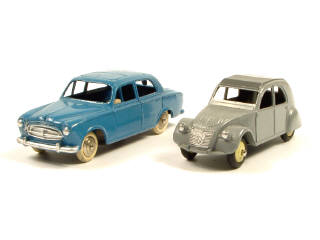 Lot 748 - DINKY TOYS (FRANCE) (2)