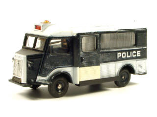 Lot 803 - DINKY TOYS FRANCE (1)