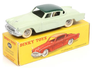 Lot 304 - DINKY TOYS (FRANCE) (1)