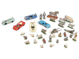 Lot 45 - DIVERS (35)