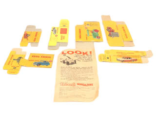 Lot 144 - DIVERS (8)