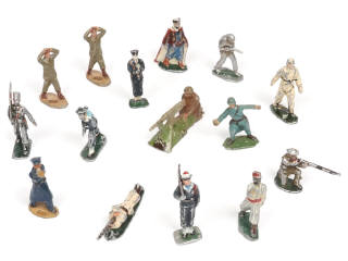 Lot 58 - DIVERS (15)