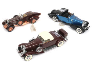 Lot 106 - FRANKLIN MINT (USA) (3)