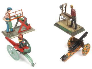 Lot 144 - DIVERS (4)