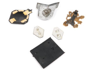 Lot 146 - DIVERS (6)