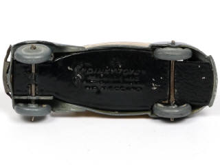 Lot 378 - DINKY TOYS (FRANCE) (1)