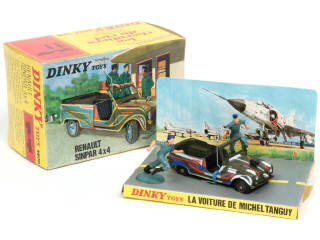 Lot 443 - DINKY TOYS (FRANCE) (1)