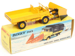 Lot 465 - DINKY TOYS (FRANCE) (1)