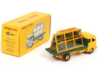 Lot 462 - DINKY TOYS (FRANCE) (1)