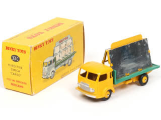 Lot 461 - DINKY TOYS (FRANCE) (1)