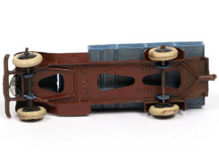 Lot 451 - DINKY TOYS (FRANCE) (1)