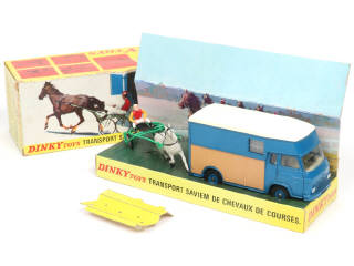 Lot 459 - DINKY TOYS (FRANCE) (1)