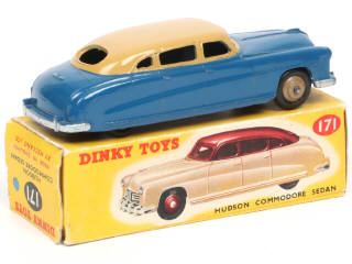 Lot 513 - DINKY TOYS (GB) (1)