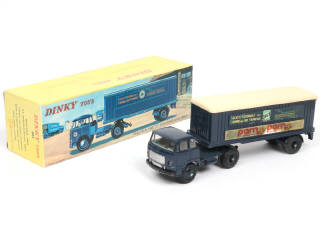 Lot 468 - DINKY TOYS (FRANCE) (1)