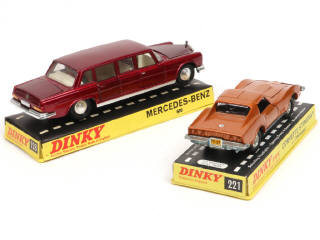 Lot 286 - DINKY TOYS (GB) (2)
