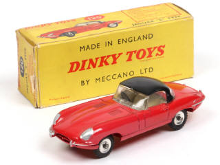 Lot 273 - DINKY TOYS (GB) (1)